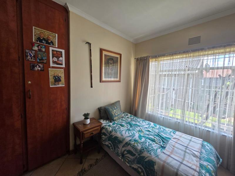 3 Bedroom Property for Sale in Helikonpark Gauteng