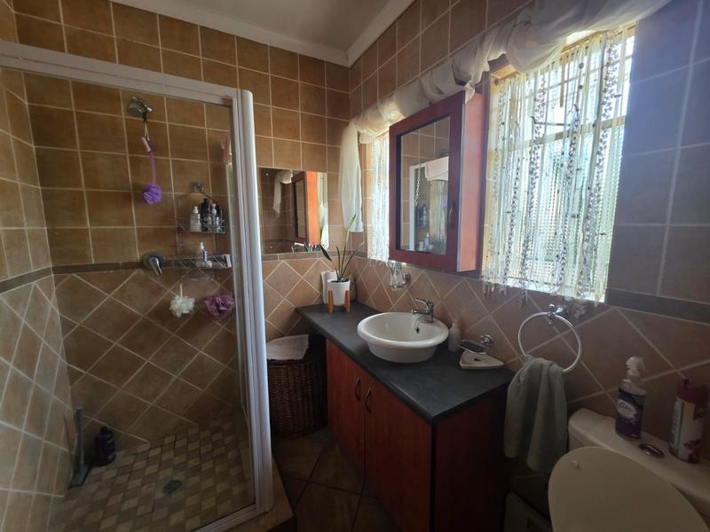 3 Bedroom Property for Sale in Helikonpark Gauteng