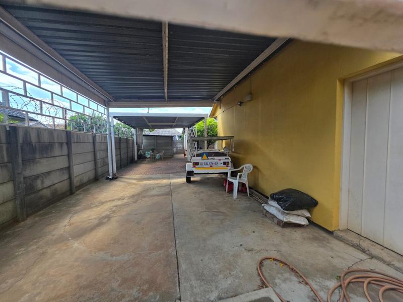 3 Bedroom Property for Sale in Helikonpark Gauteng