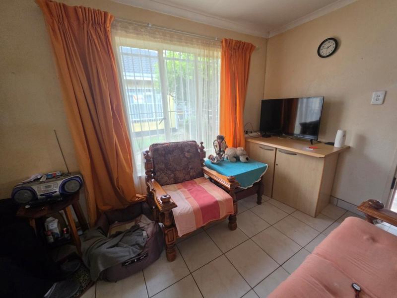 3 Bedroom Property for Sale in Helikonpark Gauteng