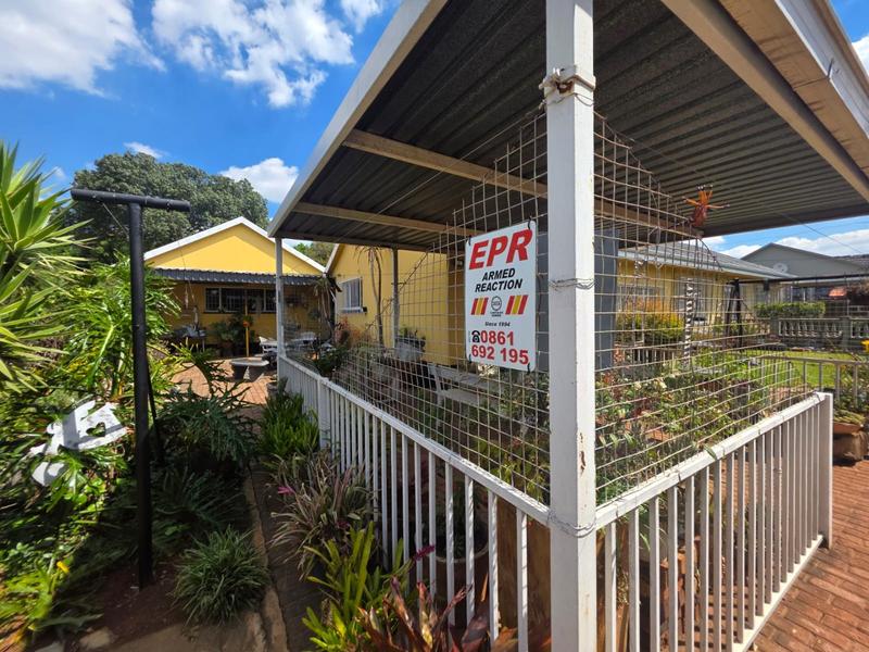 3 Bedroom Property for Sale in Helikonpark Gauteng