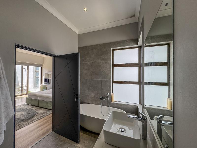 3 Bedroom Property for Sale in Midstream Ridge Gauteng