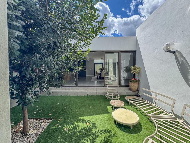 3 Bedroom Property for Sale in Midstream Ridge Gauteng