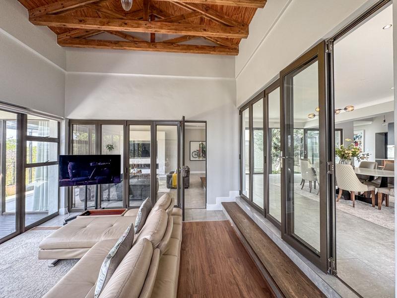 3 Bedroom Property for Sale in Midstream Ridge Gauteng