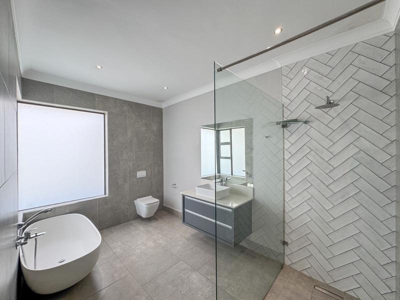 3 Bedroom Property for Sale in Midstream Ridge Gauteng