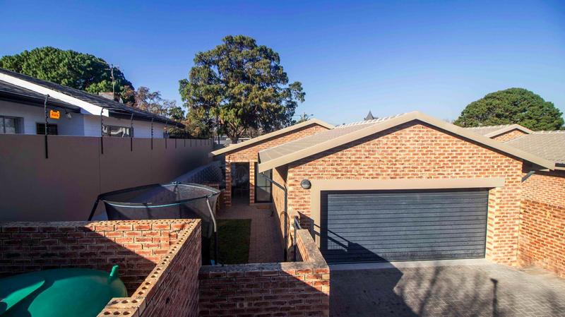 2 Bedroom Property for Sale in Krugersdorp North Gauteng