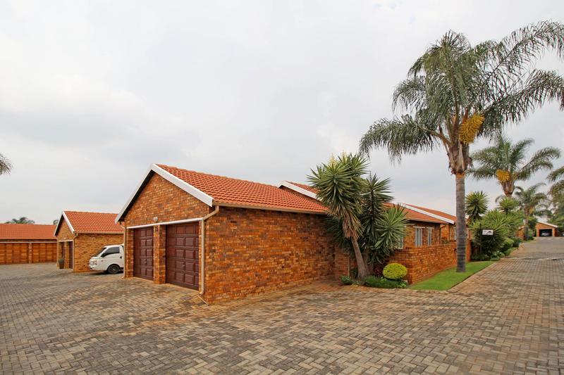 3 Bedroom Property for Sale in Willowbrook Gauteng