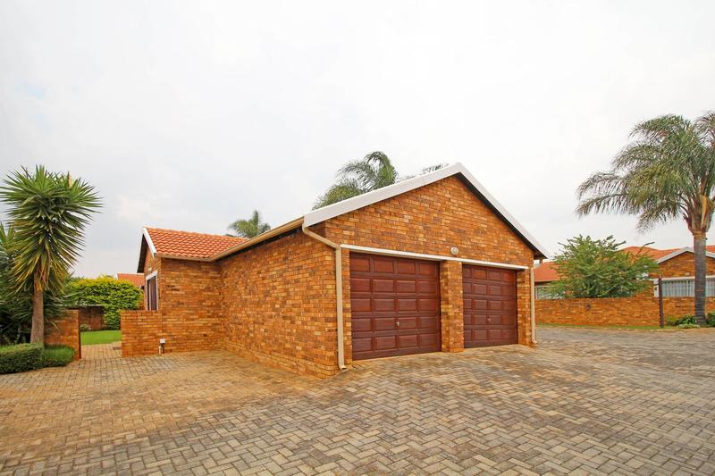 3 Bedroom Property for Sale in Willowbrook Gauteng