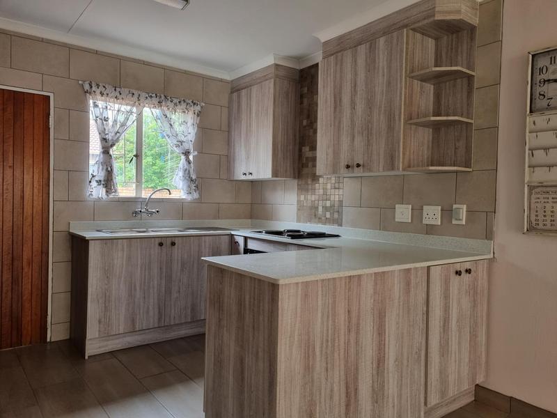 3 Bedroom Property for Sale in Willowbrook Gauteng