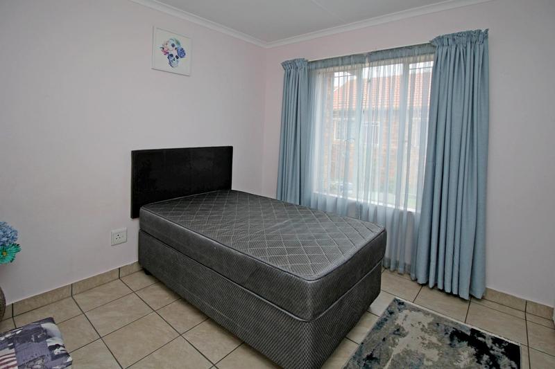 3 Bedroom Property for Sale in Willowbrook Gauteng