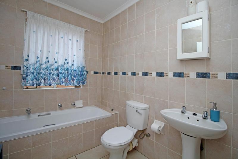 3 Bedroom Property for Sale in Willowbrook Gauteng