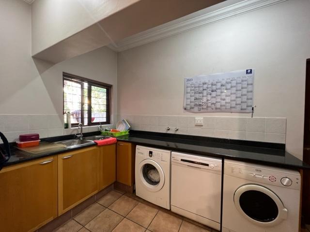 To Let 5 Bedroom Property for Rent in Bryanston Gauteng