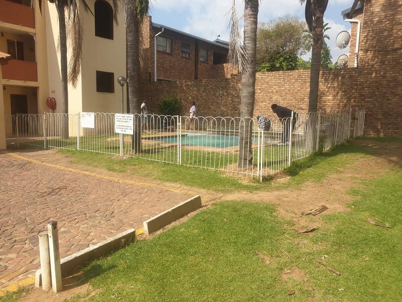 To Let 2 Bedroom Property for Rent in Ferndale Gauteng