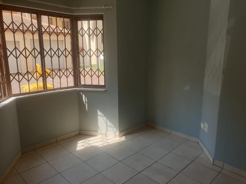 To Let 2 Bedroom Property for Rent in Ferndale Gauteng