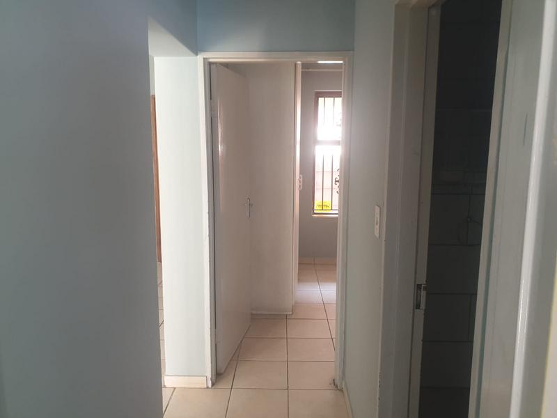 To Let 2 Bedroom Property for Rent in Ferndale Gauteng