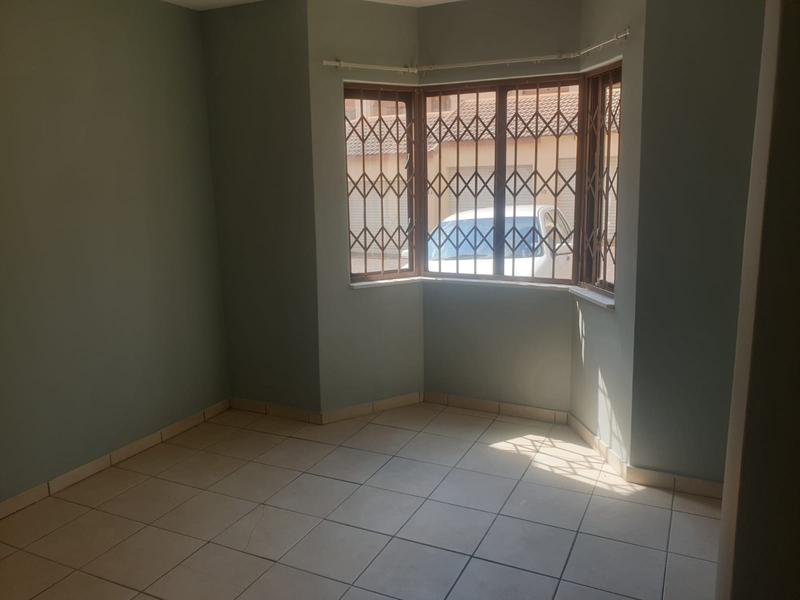 To Let 2 Bedroom Property for Rent in Ferndale Gauteng