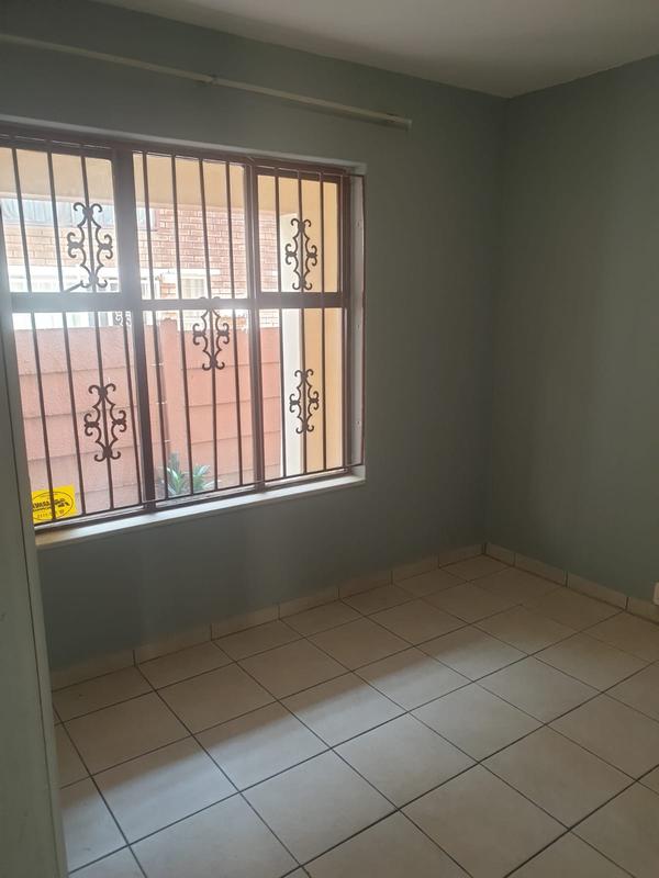To Let 2 Bedroom Property for Rent in Ferndale Gauteng
