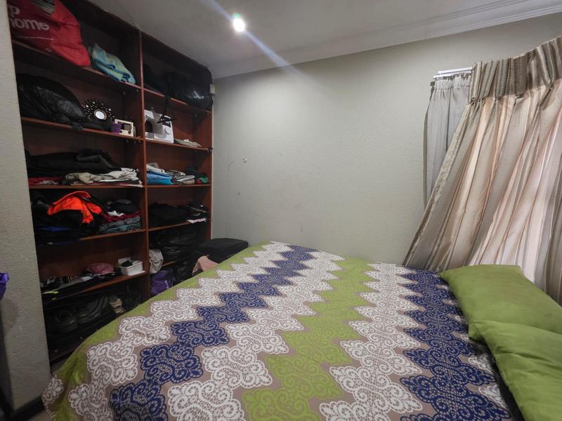 To Let 4 Bedroom Property for Rent in Glen Marais Gauteng