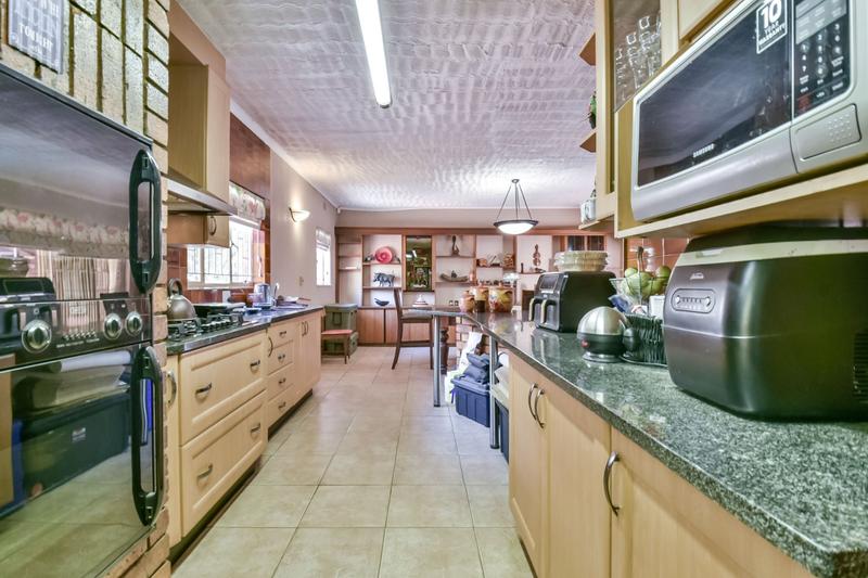 3 Bedroom Property for Sale in Glenvista Gauteng