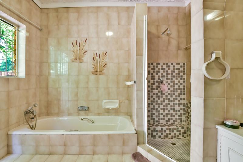 3 Bedroom Property for Sale in Glenvista Gauteng