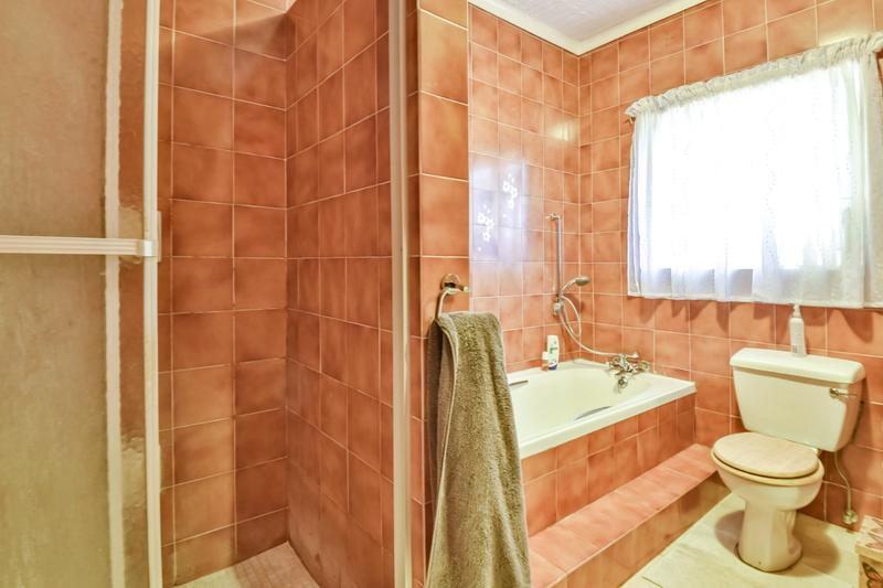 3 Bedroom Property for Sale in Glenvista Gauteng