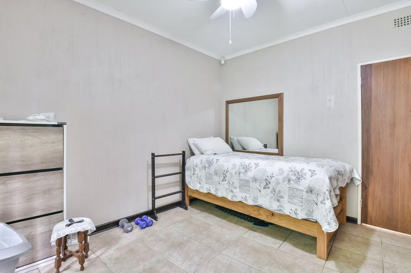 3 Bedroom Property for Sale in Glenvista Gauteng