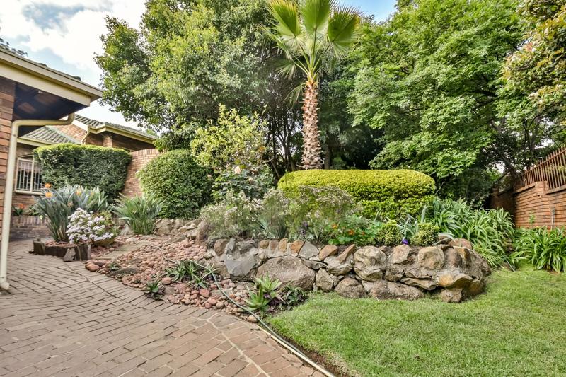 3 Bedroom Property for Sale in Glenvista Gauteng