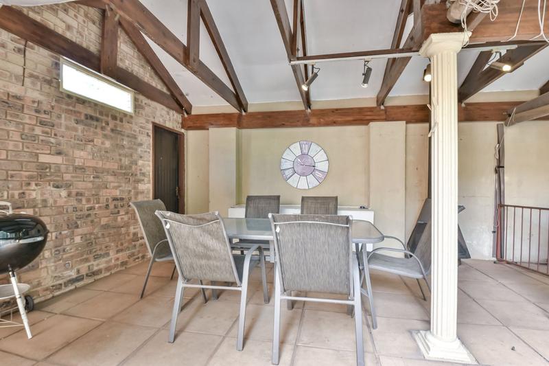 3 Bedroom Property for Sale in Glenvista Gauteng