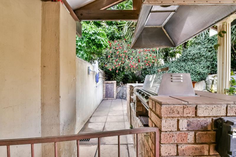 3 Bedroom Property for Sale in Glenvista Gauteng