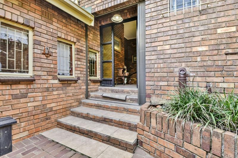 3 Bedroom Property for Sale in Glenvista Gauteng