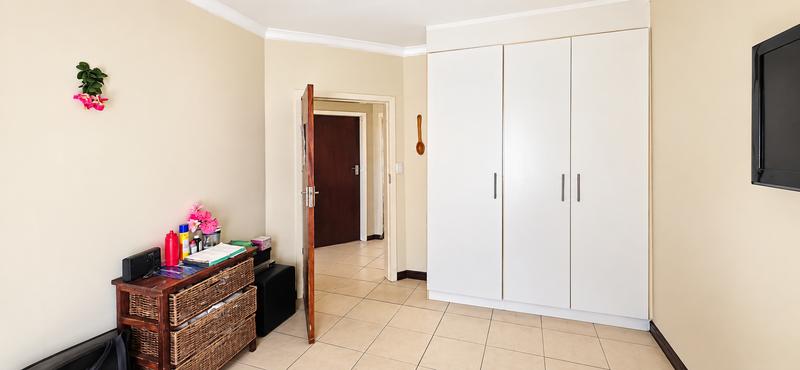 2 Bedroom Property for Sale in The Reeds Gauteng