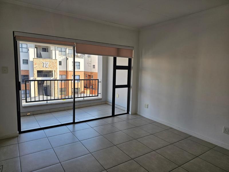 To Let 1 Bedroom Property for Rent in Olivedale Gauteng