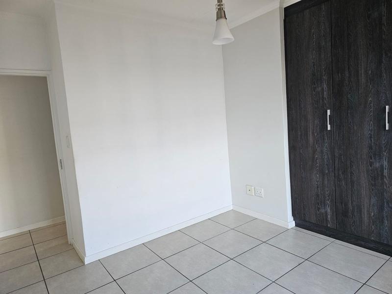 To Let 1 Bedroom Property for Rent in Olivedale Gauteng