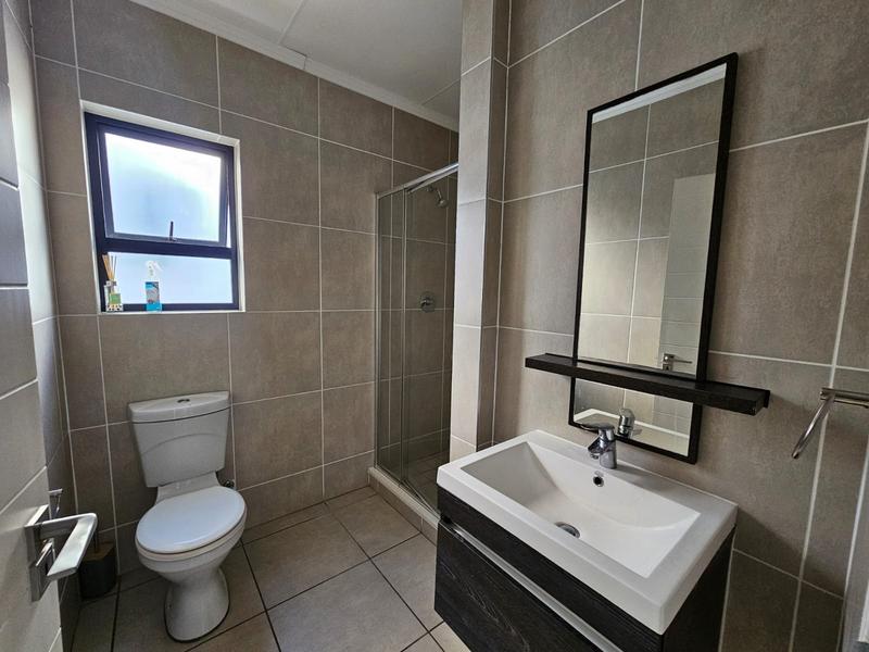 To Let 1 Bedroom Property for Rent in Olivedale Gauteng