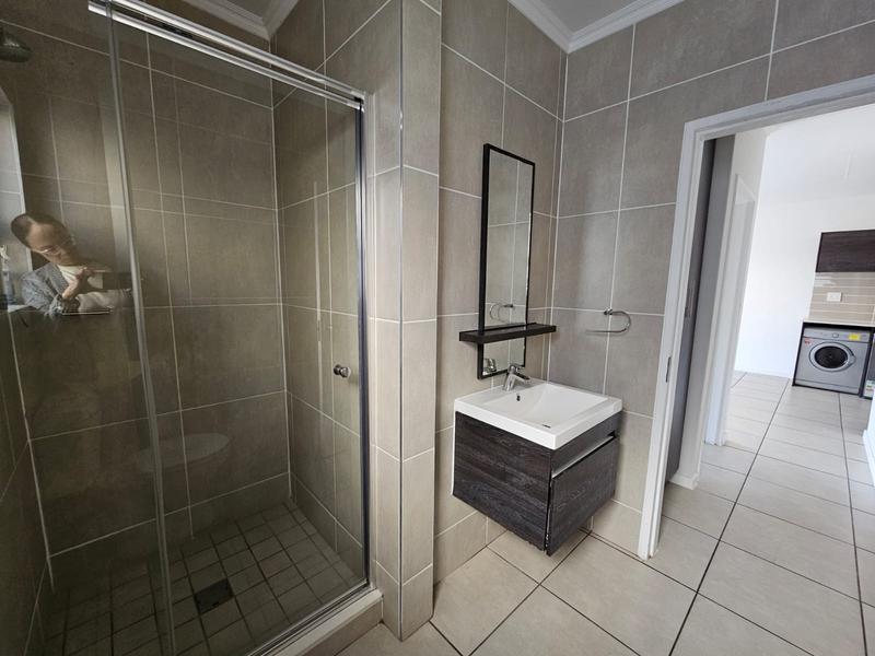 To Let 1 Bedroom Property for Rent in Olivedale Gauteng
