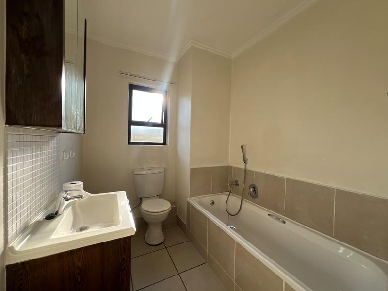 To Let 2 Bedroom Property for Rent in Bryanston Gauteng