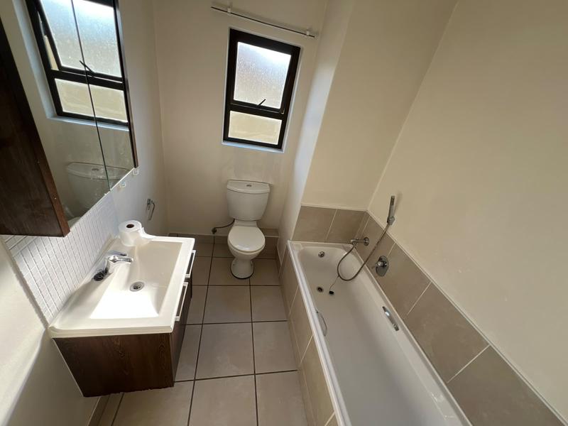 To Let 2 Bedroom Property for Rent in Bryanston Gauteng