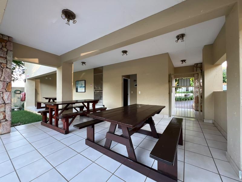 To Let 2 Bedroom Property for Rent in Bryanston Gauteng
