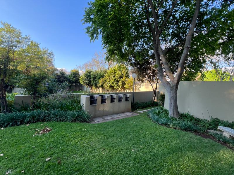 To Let 2 Bedroom Property for Rent in Bryanston Gauteng
