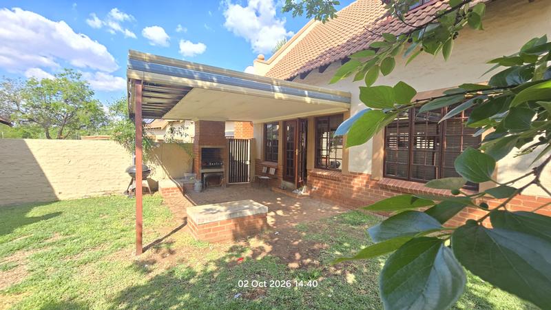 To Let 3 Bedroom Property for Rent in Equestria Gauteng