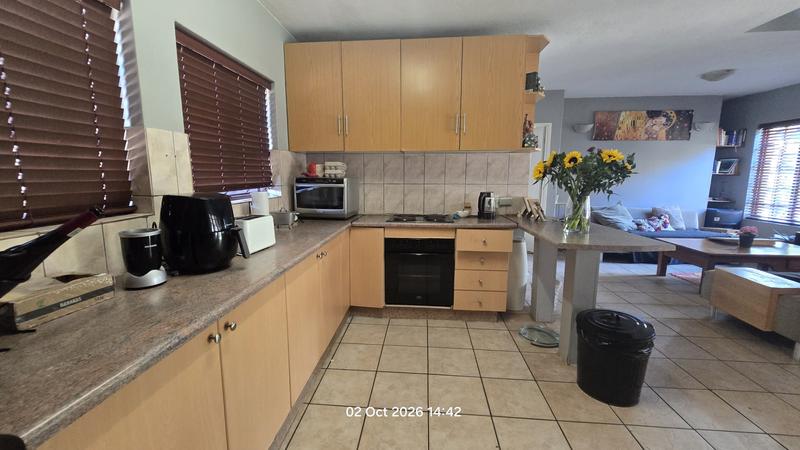 To Let 3 Bedroom Property for Rent in Equestria Gauteng