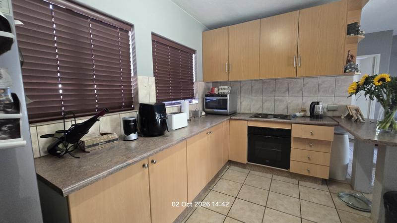 To Let 3 Bedroom Property for Rent in Equestria Gauteng