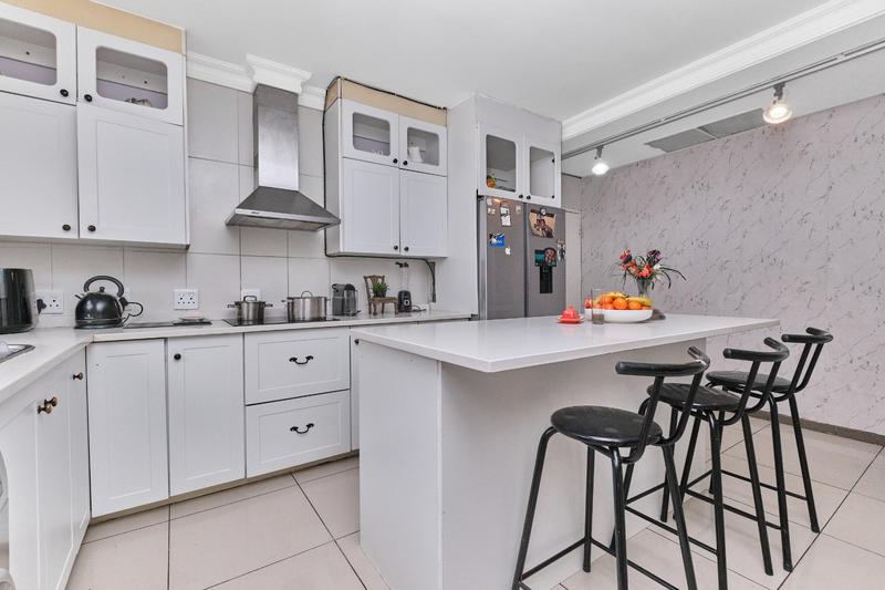 3 Bedroom Property for Sale in Craighall Park Gauteng