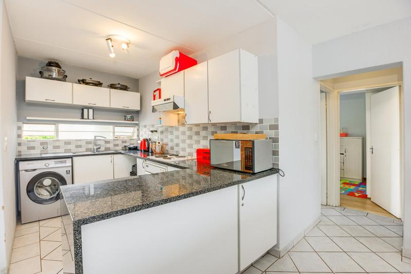 2 Bedroom Property for Sale in Bryanston Gauteng