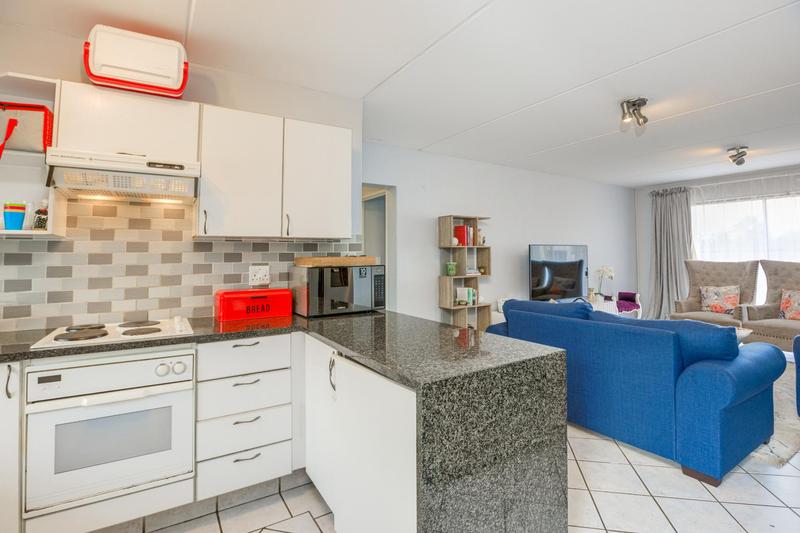 2 Bedroom Property for Sale in Bryanston Gauteng