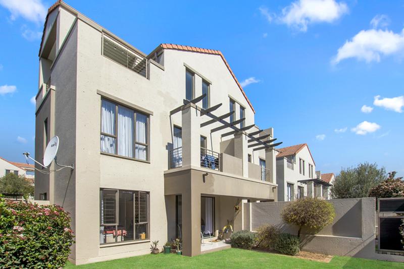 1 Bedroom Property for Sale in Douglasdale Gauteng