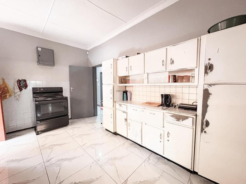 3 Bedroom Property for Sale in Bezuidenhout Valley Gauteng