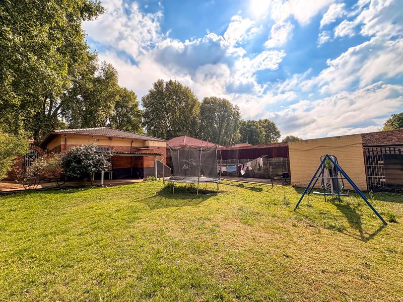 3 Bedroom Property for Sale in Bezuidenhout Valley Gauteng