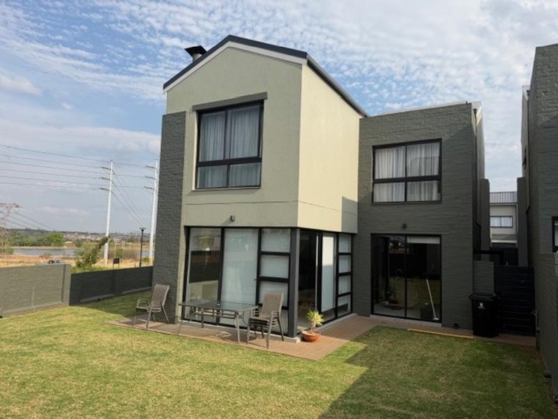 To Let 3 Bedroom Property for Rent in Midstream Meadows Gauteng