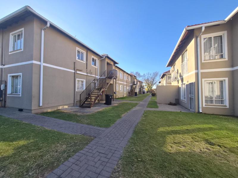 2 Bedroom Property for Sale in Comet Gauteng